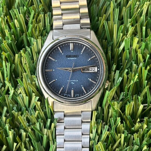 Seiko Other - Vintage Seiko 5 Blue Dial 17 Jewels - Automatic Watch